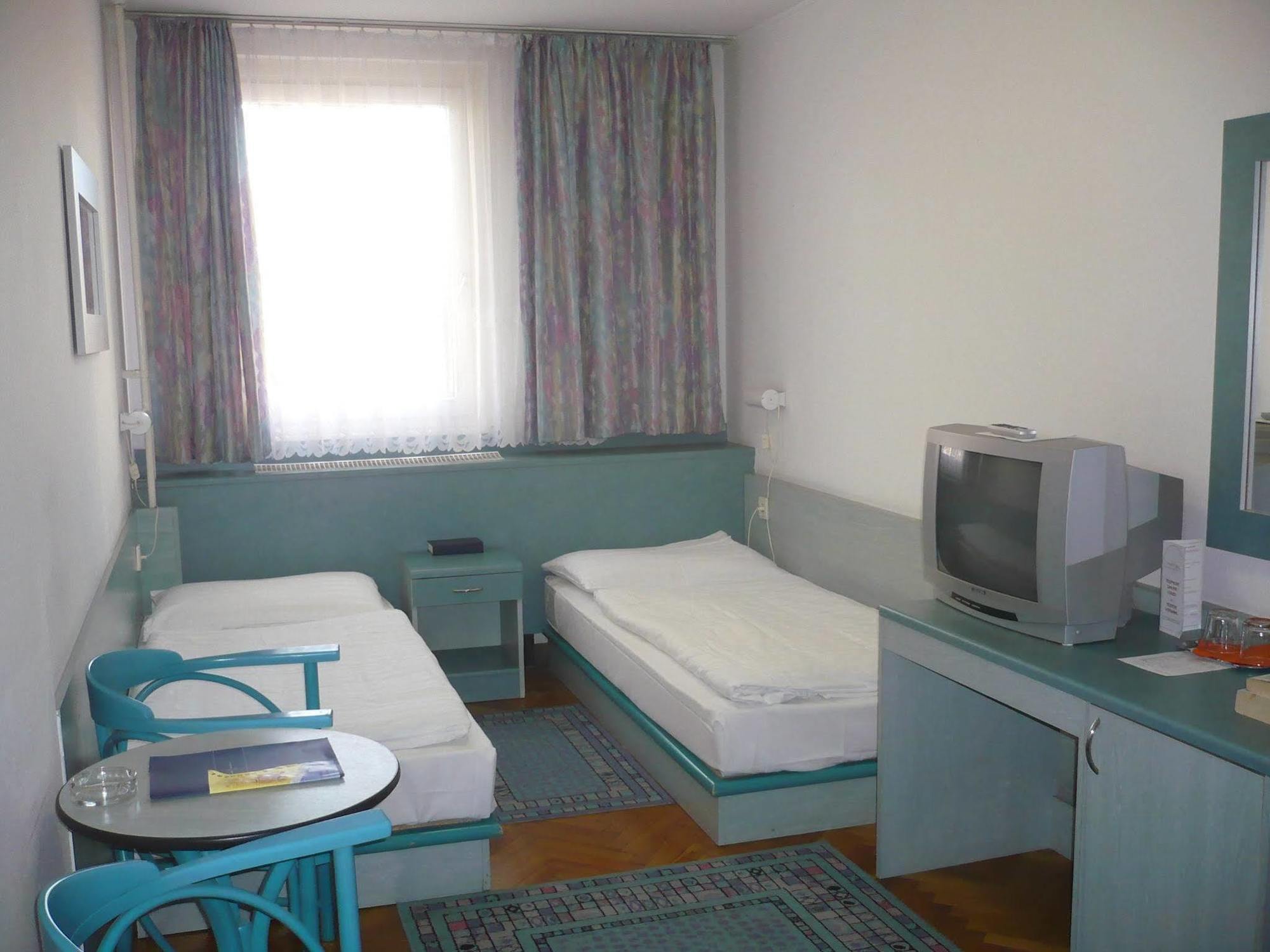 Hotel Ventura 부다페스트 외부 사진